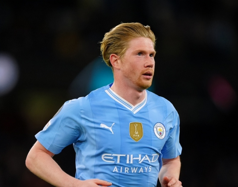 斯内德：穆帅对我而言就像父亲，贝尼特斯来国米的时机不对