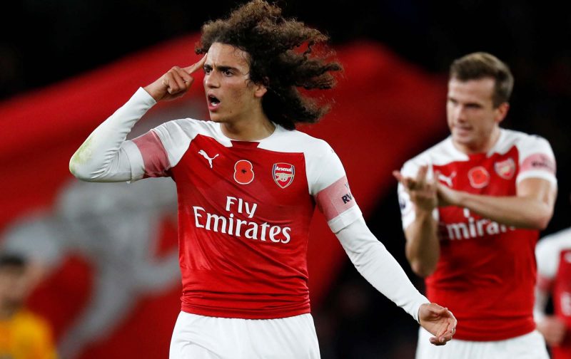 世体：梅西亲签的新秀球星卡被拍卖行估值35000欧元