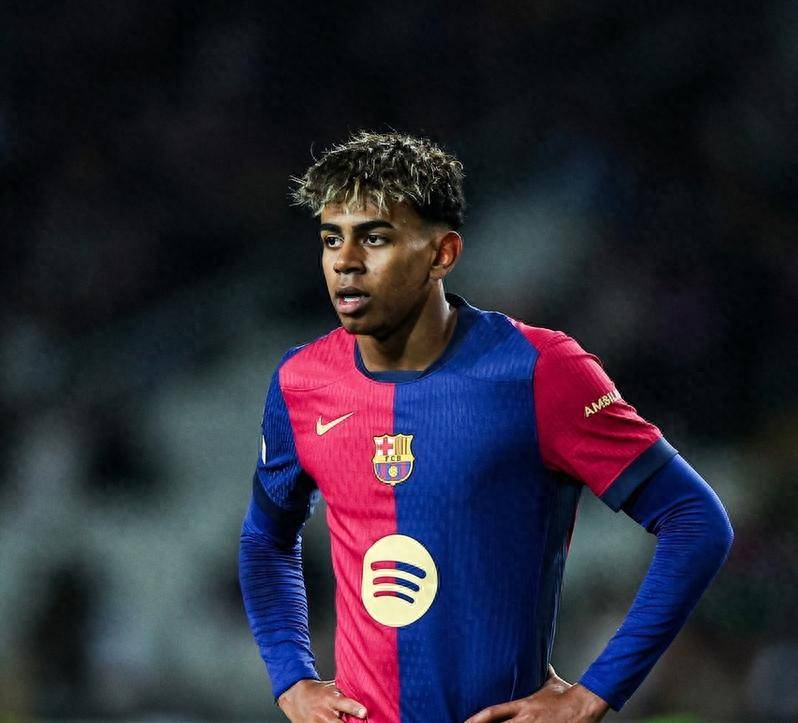 在更衣室丢失价值32万欧的财物，科贝：土耳其队已找回失物