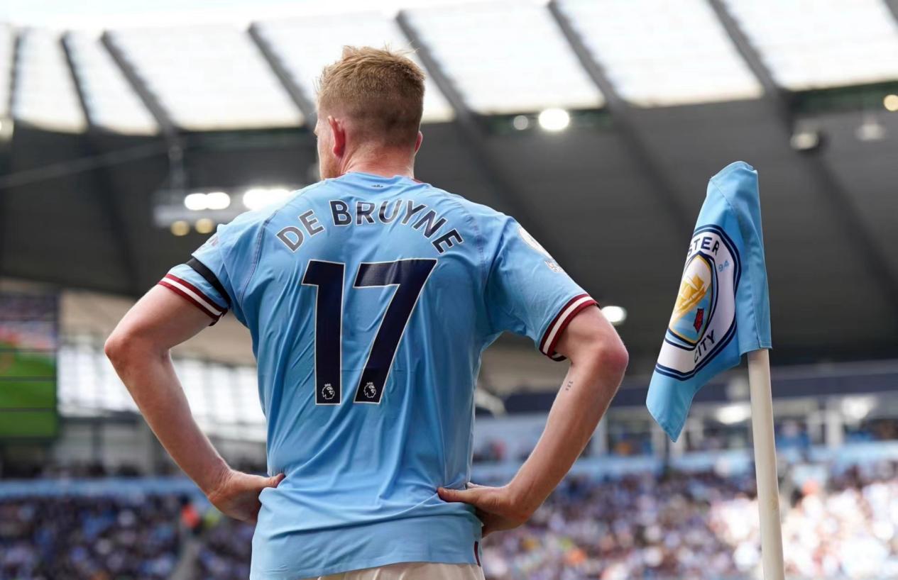 佩德里：我必须提高进球能力，我哥还给我定了赛季进球目标