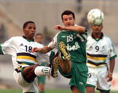 曼联1-1西汉姆再失进前5良机！习惯性疲软，阿莫林冬窗买人也不够